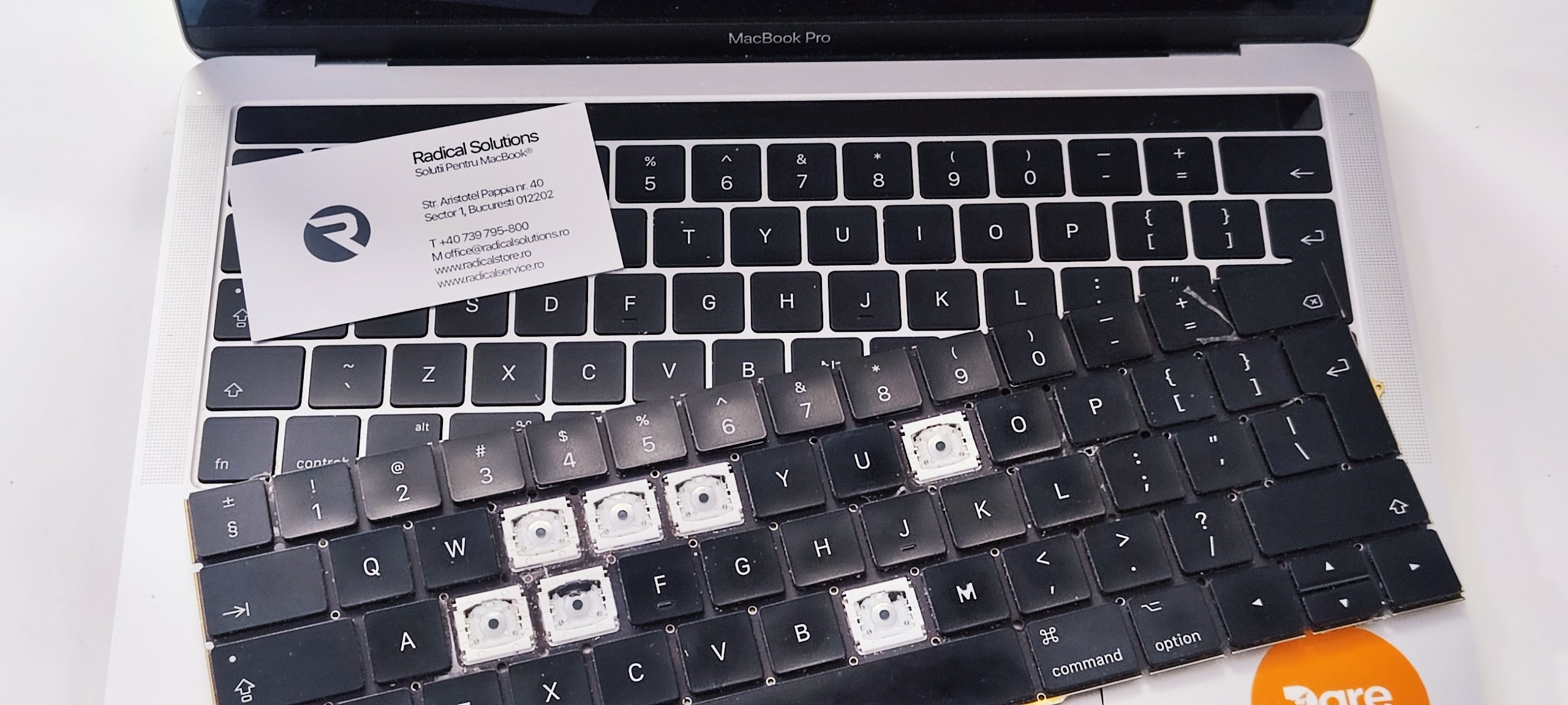 inlocuire tastatura macbook a1708