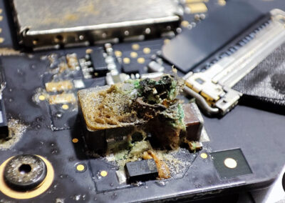 reparatii macbook placi profesional